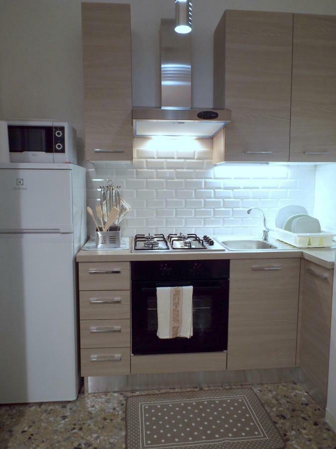 Lacaralele Apartment ミラノ エクステリア 写真